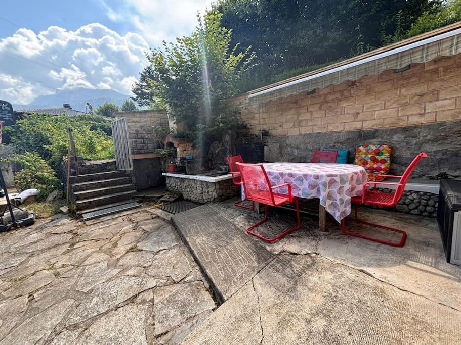 Maison Atypique Au Calme * Saint-Laurent (Haute-Savoie)